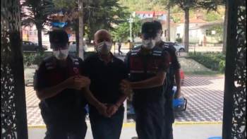 Kendini ‘Uyuşturucu Baronu’ Diye Tanıtan Kişi Tutuklandı
