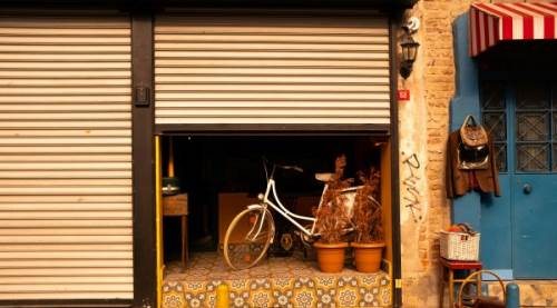 Kepenk Ne Demek? Yalnızca İşletmelerin Değil, Evlerin de Korunmasını Sağlayan Önemli Bir Ürün