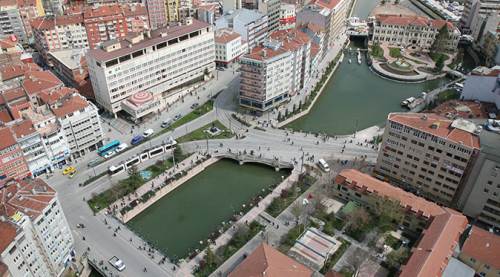 Kesikbaş'ın Eskişehir analizine karşı çıktı: Asıl sorun...