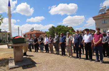 Kıbrıs Gazisi Ahmet Eroğlu Toprağa Verildi

