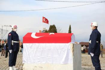 Kıbrıs Gazisi Kadir Karagöz, Son Yolculuğuna Uğurlandı
