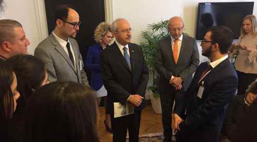 Kılıçdaroğlu basın heyeti ile görüştü