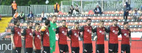 KİM KALIYOR KİM GİDİYOR?