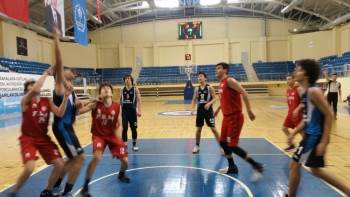 Kimsenin İlgi Göstermediği Basketbol U16 Erkekler 1. Bölge Şampiyonası Sona Erdi
