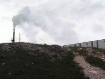 Kimya Fabrikasından Çıkan Duman Vatandaşları Tedirgin Ediyor
