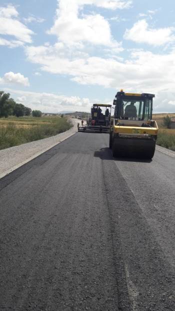 Kırgıllı-Seydiköy Yoluna Sıcak Asfalt
