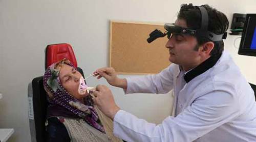 Kırılan dişinden dil kanseri oldu ve dili kesildi