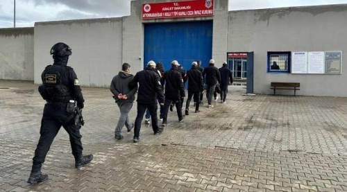 Kırmızı bültenle aranan DEAŞ yöneticileri Eskişehir'in yanı başından çıktılar!