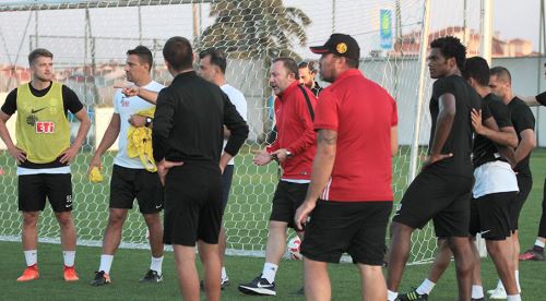 Kırmızı Şimşekler yoğun mesaide