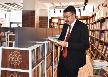 Kitap Kafe Ramazan’Da 23.00’A Kadar Açık
