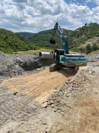 Kızıldamlar Göleti Sulama Ana Hattı Onarım Çalışmaları Tamamlanıyor
