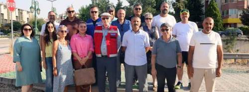 Kızılyer'de asfalt rengine halk karar verdi