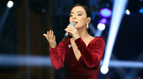 KKTC`de Ebru Gündeş vergi rekortmeni oldu!