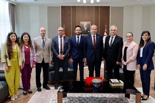 KKTC’de hibrit zekâ vurgusu: Anadolu Üniversitesi konferansta yer aldı