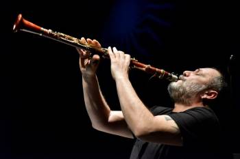 Klarnet Sanatçısı Hüsnü Şenlendirici’Nin Performansı Kulaklardaki Pası Sildi
