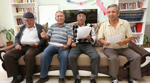 Koca Çınarlar koro çalışmalarını sürdürüyor