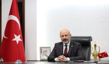 Kocasinan Belediye Başkanı Çolakbayrakdar'dan Regaip Kandili mesajı