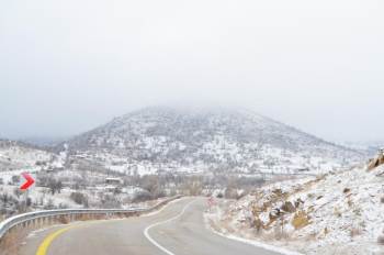 Kocatepe Beyaza Büründü
