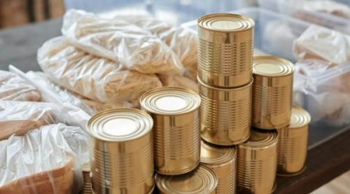 Konserve Zehirlenmesinde İlk Yardım: Belirtiler, Önlemler ve Uygulama Yöntemleri