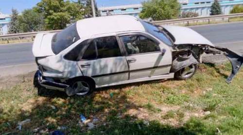 Kontrolünü yitirdiği araç bu hale geldi!