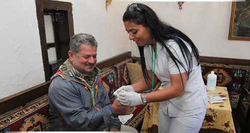 KONUK SANATÇILARA SAĞLIK HİZMETİ