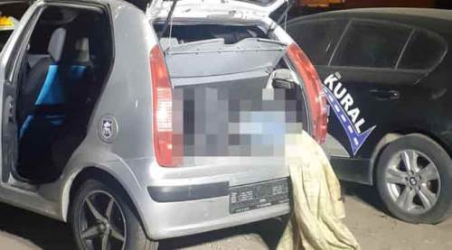 Korkunç cinayet! Park halindeki araçtan gelen koku üzerine...