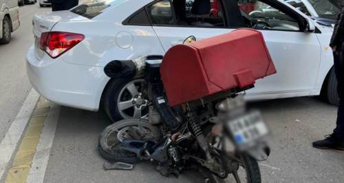 Korkutan kaza: Eskişehir'in göbeğinde ikiye bölündü! 