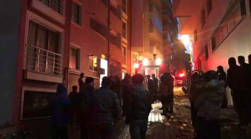 Korkutan yangın! Kullanılamaz hale geldi...