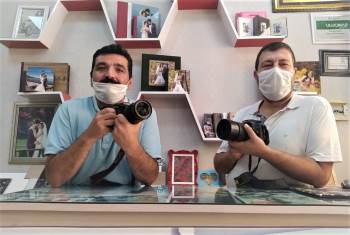 Korona Fotoğraf Çekimlerini De Vurdu
