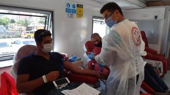 Korona Virüs Tedavisi Görenler Kan Bağışında Bulunabiliyor
