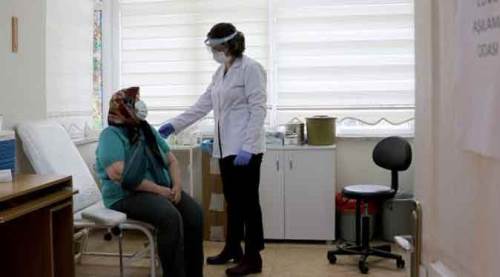 Koronavirüs aşı randevuları için kritik açıklama! Ertelenebilir…