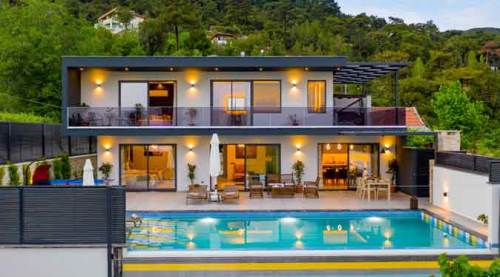 Koronavirüs tatil planlarını da vurdu: Her 10 kişiden 4'ü...