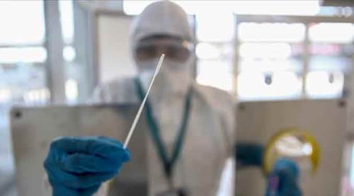 Koronavirüs vaka sayılarında gerileme sinyalleri