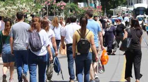 Koronavirüste korkulan oldu, vaka sayıları o rakamı devirdi!