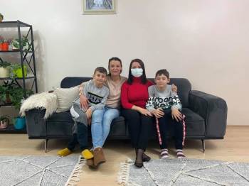 Korsanların Elinden Kurtarılan Bilecikli Denizci Gökhan Burhan’In Ailesi Sevinçli
