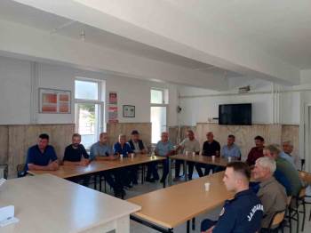 Köy Muhtarlarına Güvenlik Ve Asayiş Eğitimi Verildi
