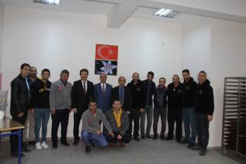 Köy Okullarına Anlamlı Destek
