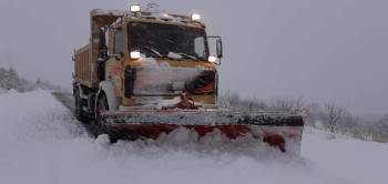 Köy Yollarını Açmak İçin Seferber Oldular
