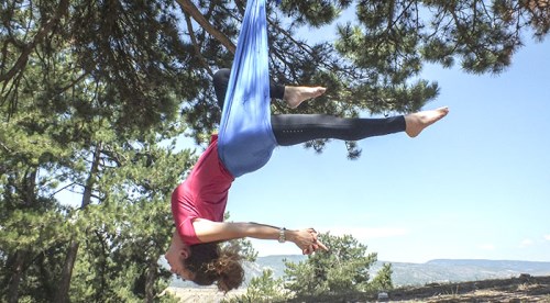 Köyde yoga ile stres atıyorlar