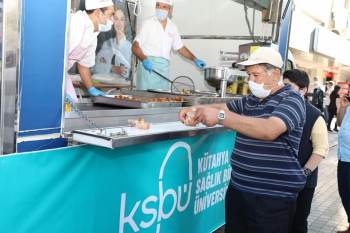 Ksbü, 15 Temmuz Şehitleri Anısına Lokma Dağıtımı Gerçekleştirdi
