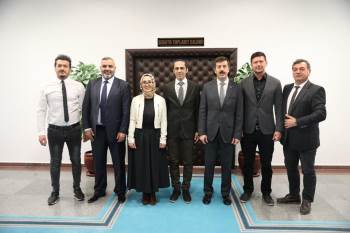 Ksbü’De Tez Savunma Sınavı Başarısı
