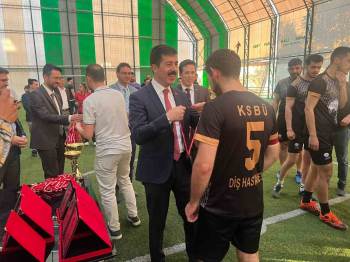 Ksbü Diş Hekimliği Fakültesi Takımı İkinci Oldu
