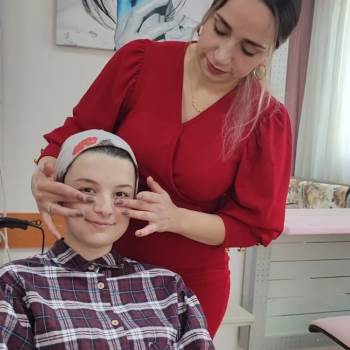 Kuaförlük Kursu Açıldı
