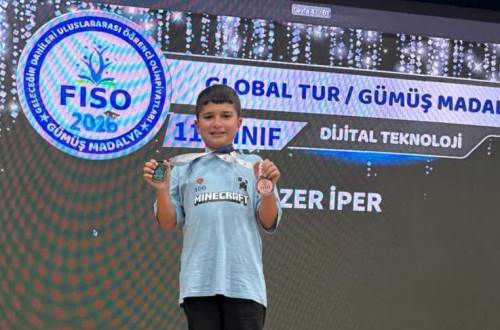 Küçük yaşta büyük başarı: Eskişehirli öğrenci dünyaya açıldı