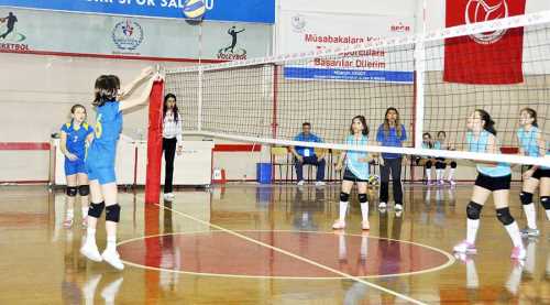 KÜÇÜKLERİN BÜYÜK MÜCADELESİ 