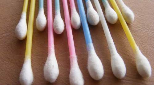 Kulağınızda bunları sakın kullanmayın!