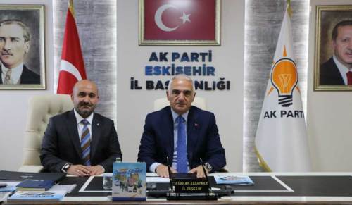 Kültür ve Turizm Bakanı Ersoy, Gürhan Albayrak ile bir araya geldi