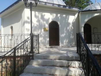 Kumral Abdal Türbesi’Nde Su Boşa Akıyor
