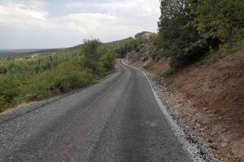 Kundukviran Yollarına Asfalt
