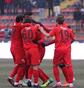 Kupada rakipler belli oluyor